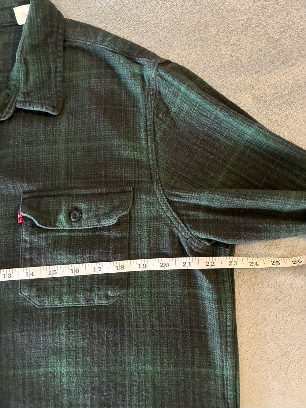 Levi's Forest Green Relaxed Fit Plaid Shirt - Picture 8 of 8